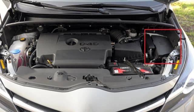 Gdzie są bezpieczniki w Toyota Yaris II? Oto co musisz wiedzieć Gdzie są bezpieczniki w Toyota Yaris II? Oto co musisz wiedzieć